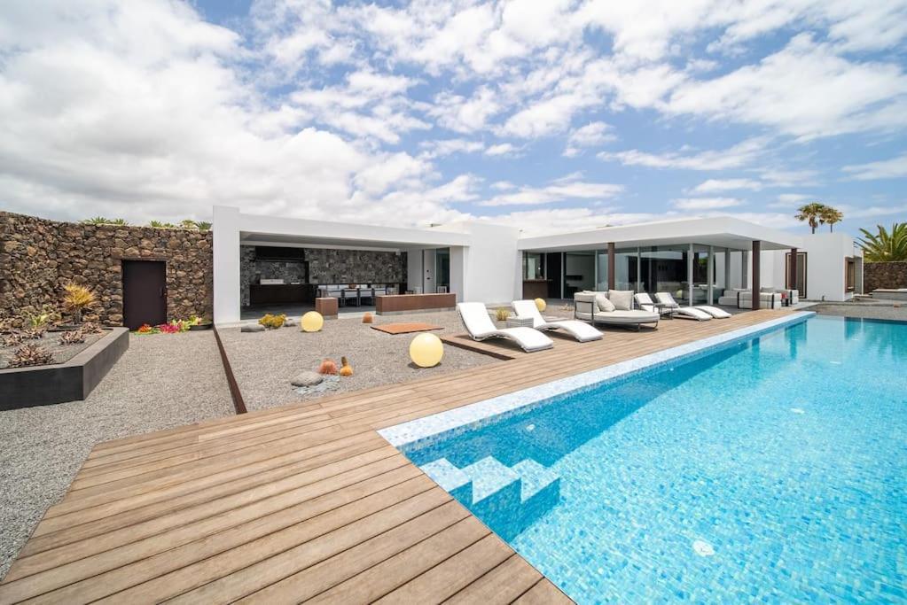 Villa Tenor ปูแอร์โตกาเลโร ภายนอก รูปภาพ